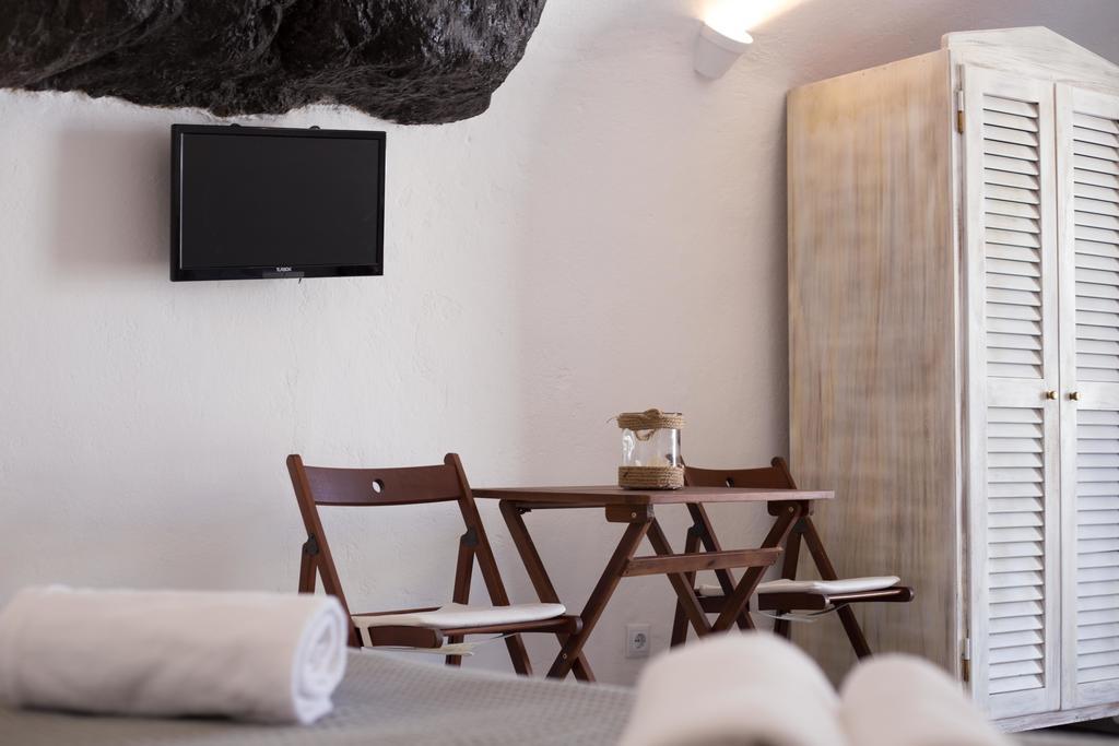 Gemini Caves Case de vacanță